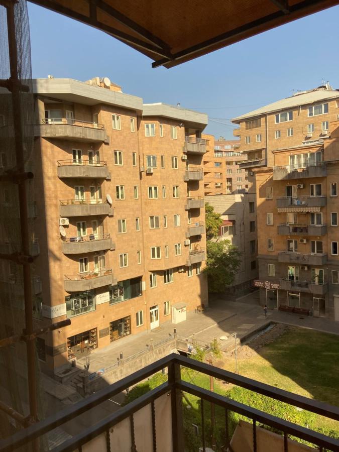 5Th Floor Studio Down Town Yerevan Exterior photo